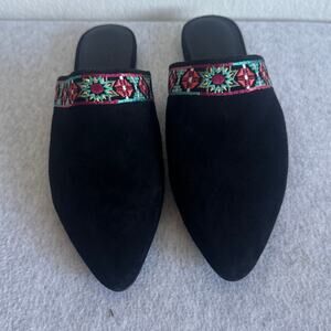 NWT Johnny Was Suede Black Embroidered Slip On Mules Size 6